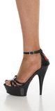 Lodičky s červenou dekoráciou